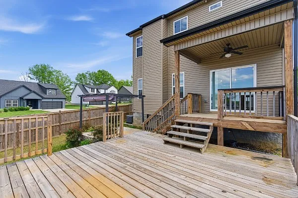 801 Marksman Ct — Photo 25