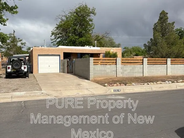536 Arizona St SE, Albuquerque, NM 87108