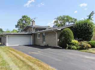 7852 Lake St, Morton Grove, IL 60053