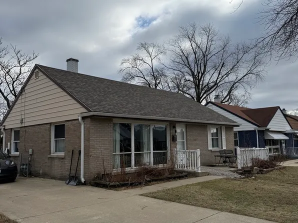 1107 Bristol Ave, Westchester, IL 60154