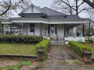 711 Euclid St, Dublin, GA 31021