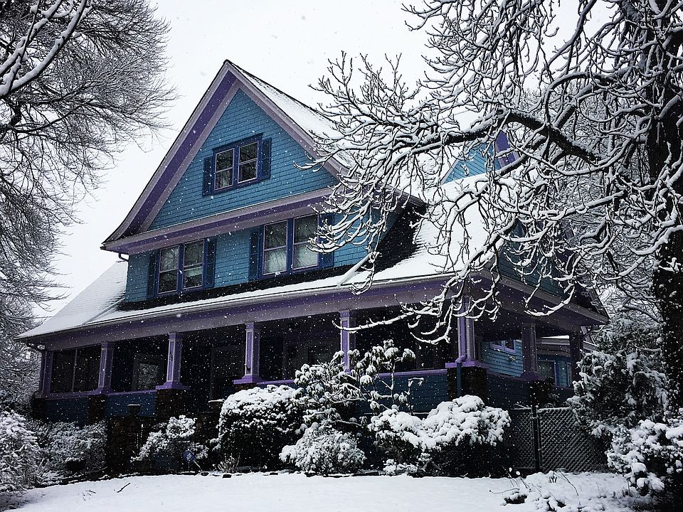 2nd image of 408 Summit Ave