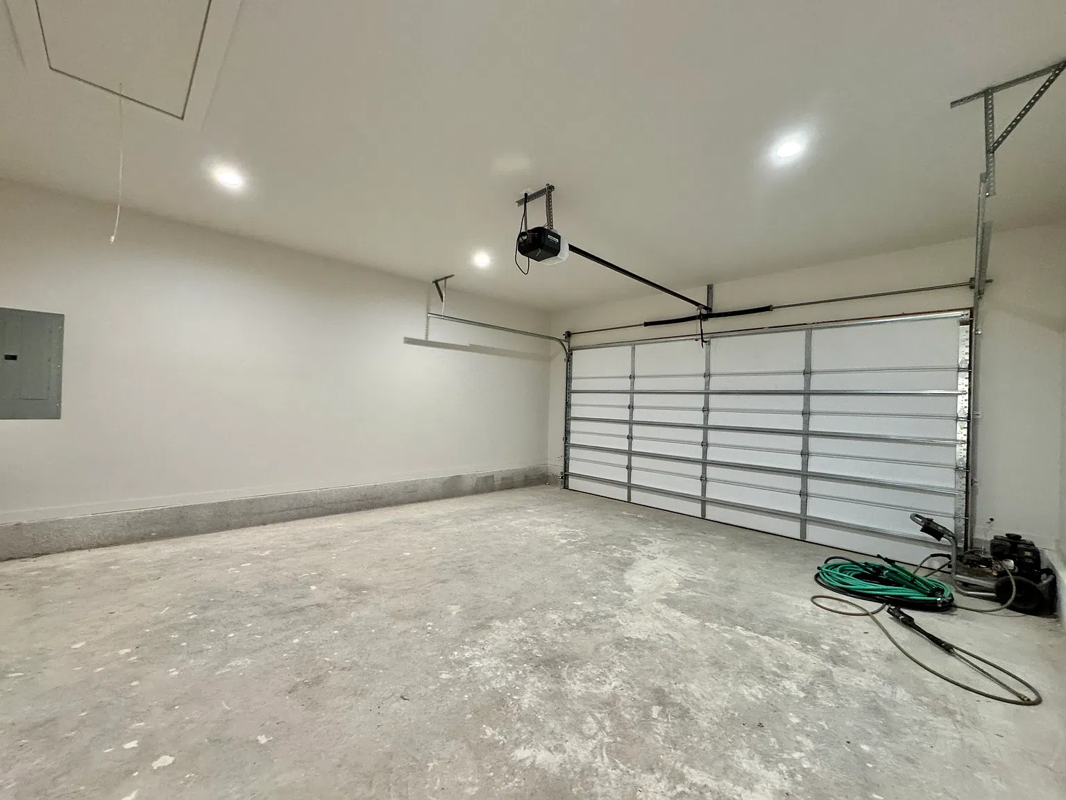 3 bed, 1462 sqft, $1,900 — Photo 4