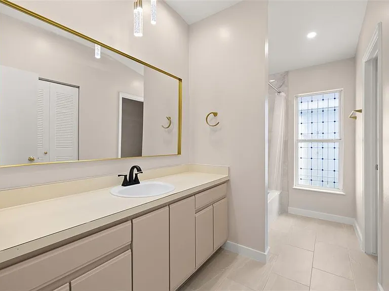 11218 Worley Ave — Photo 21