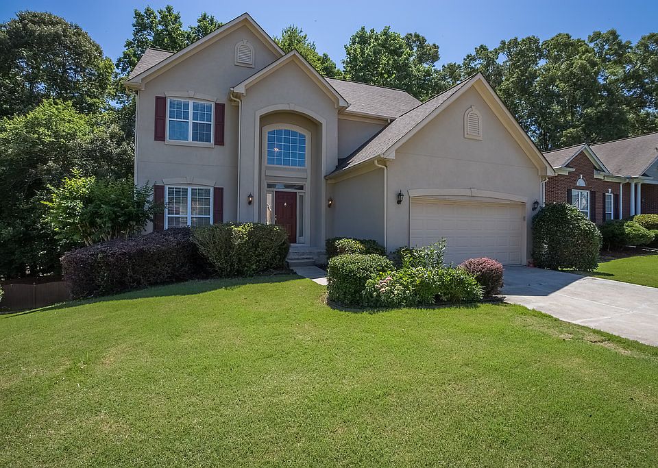 1st image of 3366 Shallowford Green Dr