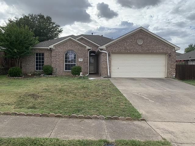 1st image of 203 Cliffdale Dr