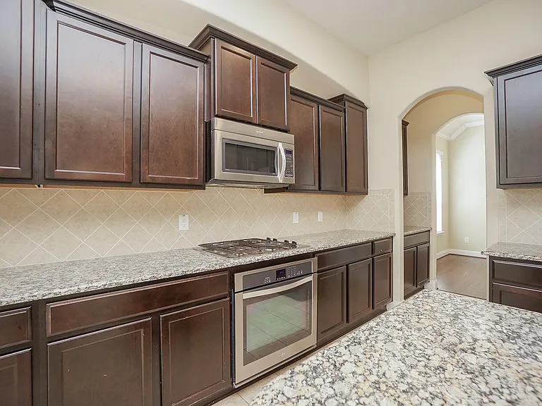 28515 Pleasant Forest Dr — Photo 14