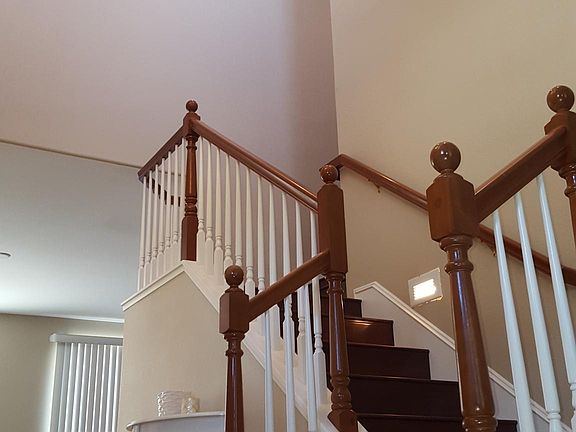5th image of 20 Boswell Ct