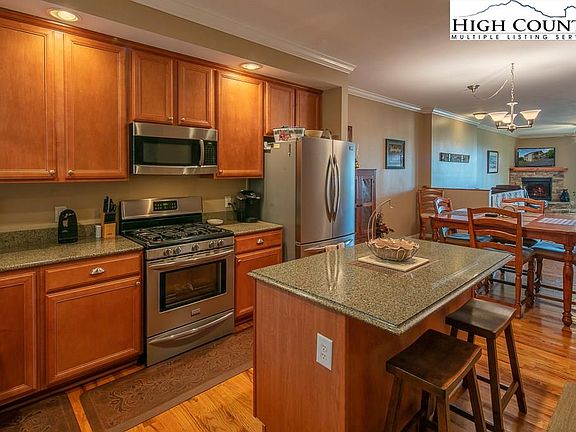 4th image of 3441 Beech Mountain Pkwy Unit E3