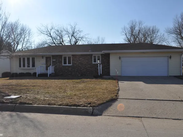 1519 Olive St, Carroll, IA 51401