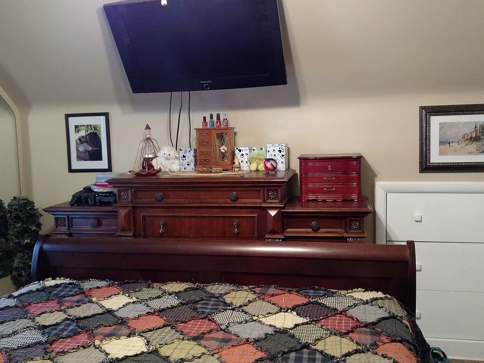 1st image of 3071 9th St