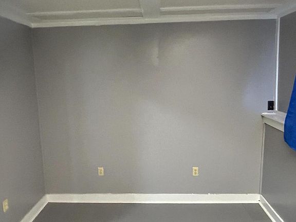5th image of 2716 Pinewood Dr