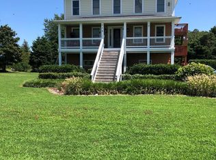 112 Ruddy Ln, Knotts Island, NC 27950