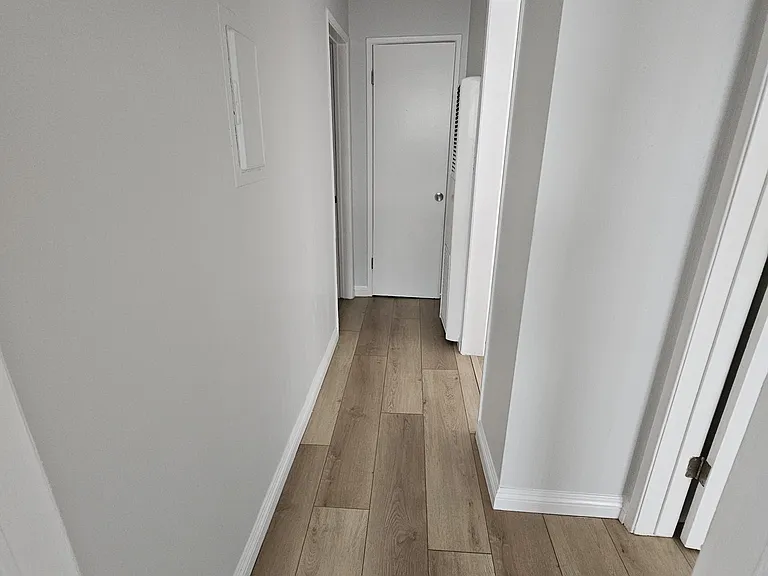 5843 Willoughby Ave #3 — Photo 6