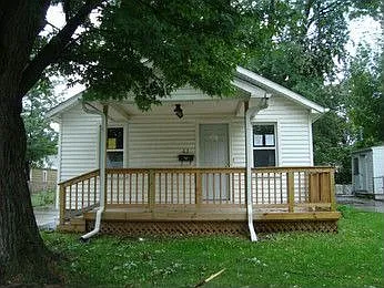 62 E Brickley Ave photo 1