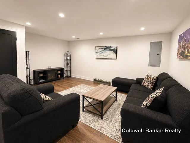 5330 86th St — Photo 23