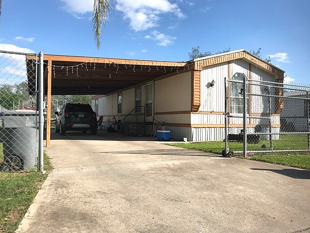 1st image of 616 Bougainvillea Ave