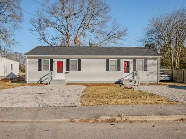 90 Midway Oval, Groton, CT 06340