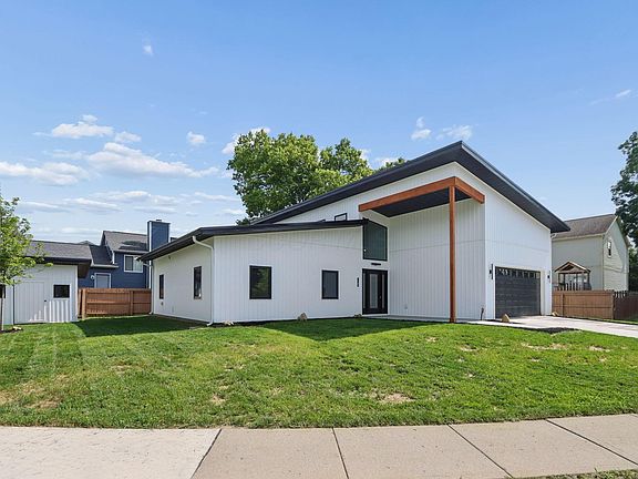 3rd image of 1106 Beaujolais Pl