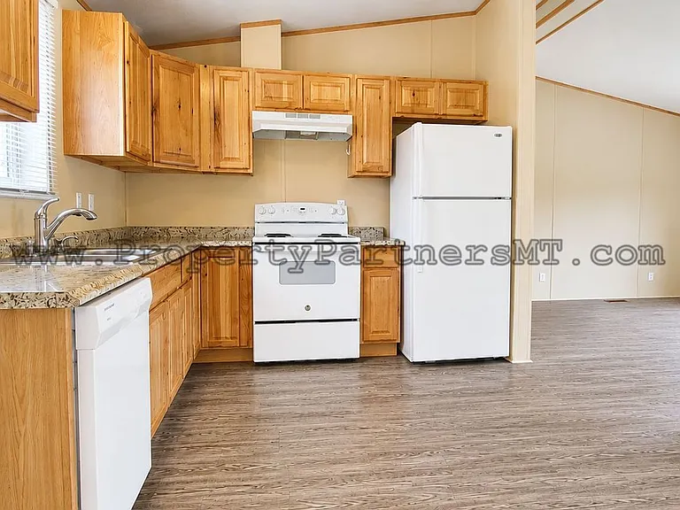 123 Sunlight Ave — Photo 4