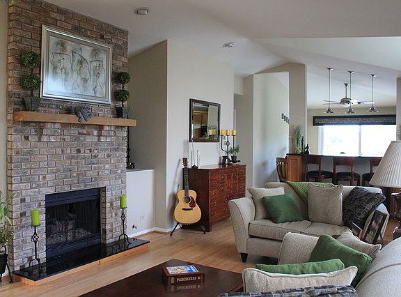 2nd image of 448 W Parkside Dr