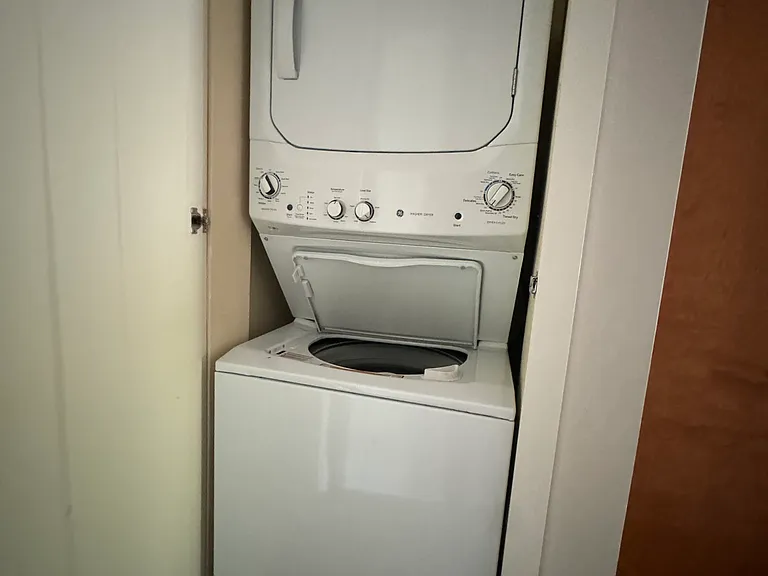 1229 Bates Ct #2 — Photo 8