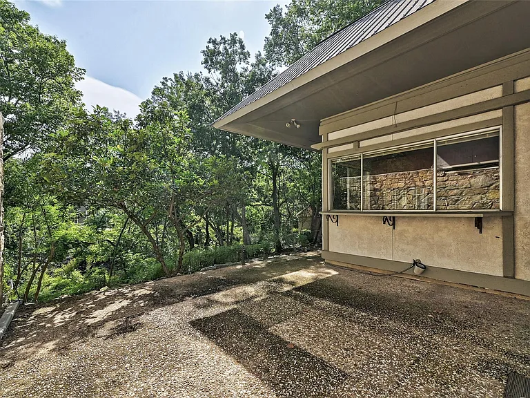 6305 Shadow Valley Dr #A — Photo 24