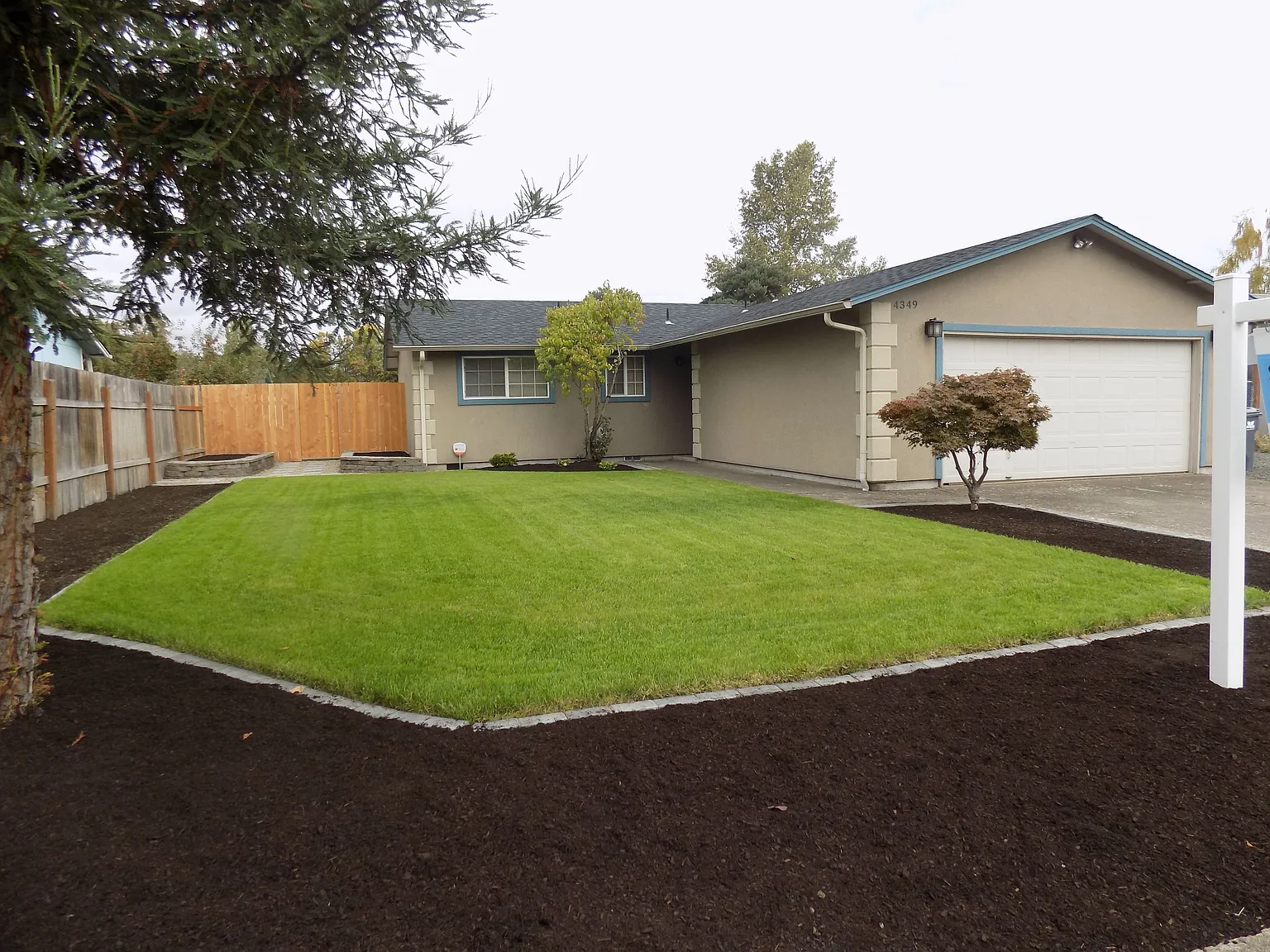 4349 Hilton Dr photo 1