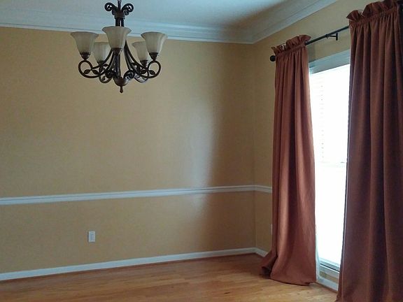3rd image of 1612 Mallard Cir