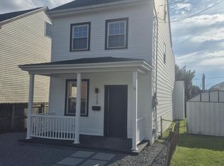 120 S Middle St, Frackville, PA 17931