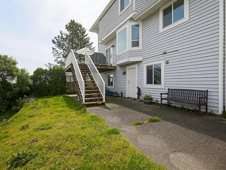 2165 Tower Ct — Photo 3