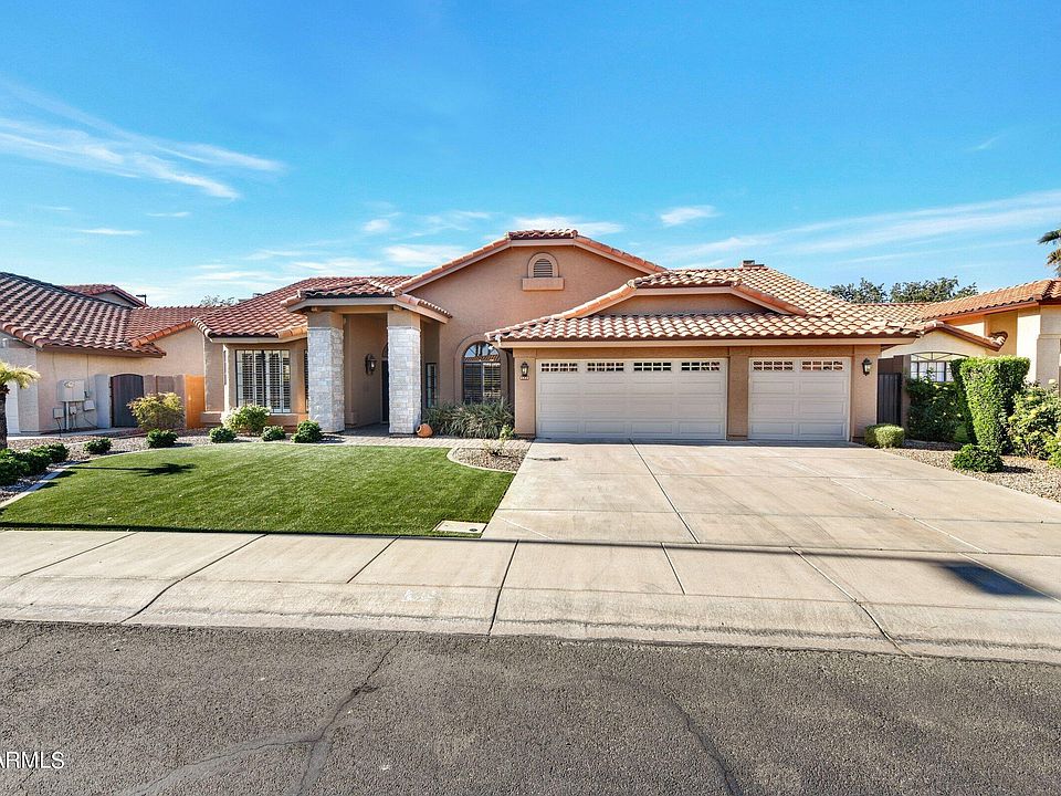 1st image of 1441 W ISLANDIA Drive