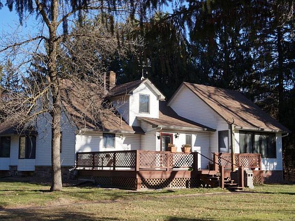 4th image of 3038 Bunker Lake Blvd NE