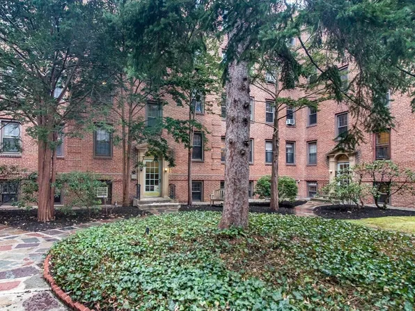 14 Ware St APT 44, Cambridge, MA 02138