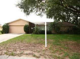 2203 Spyglass Hill Cir, Valrico, FL 33596