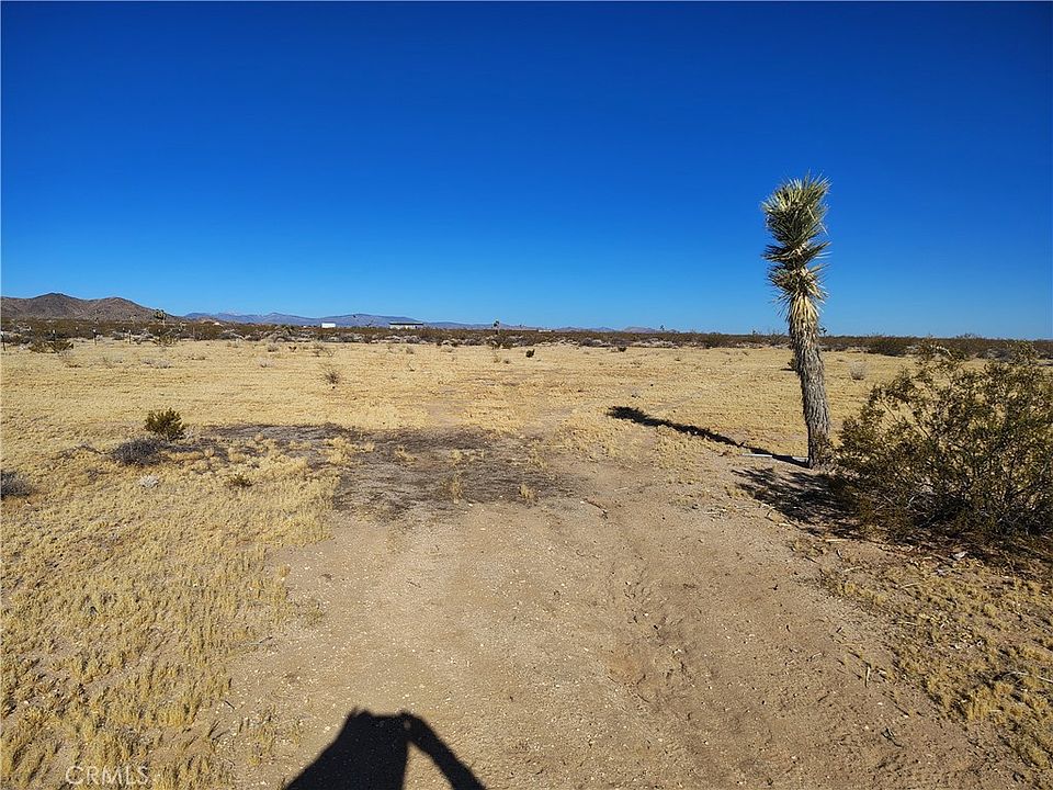 2nd image of 408 Stable Rd #69