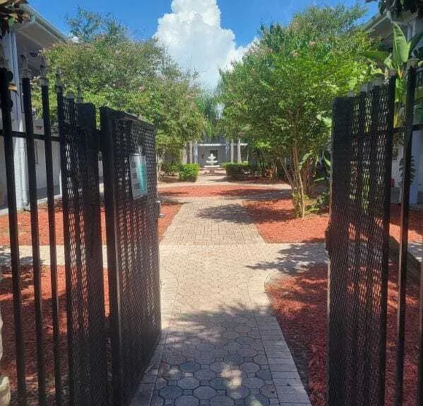 Keystone Courtyards — Photo 3