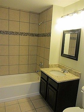 3rd image of 2601 W 8th St APT 15