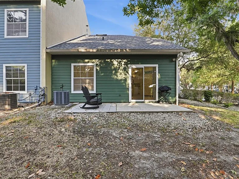 510 NW 50th Blvd #510 — Photo 28