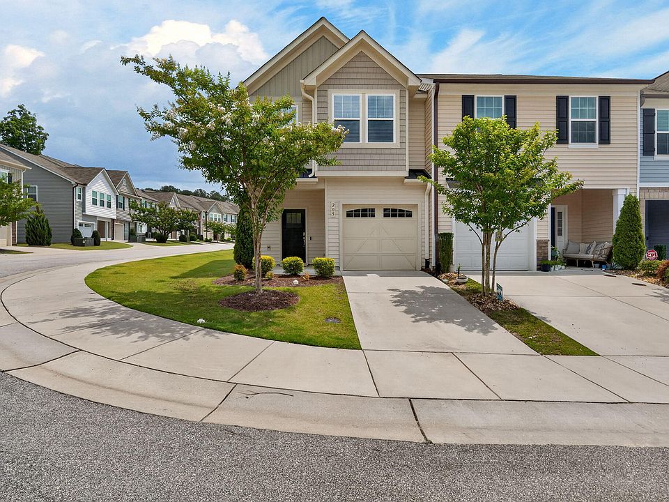 1st image of 205 E Porthaven Way
