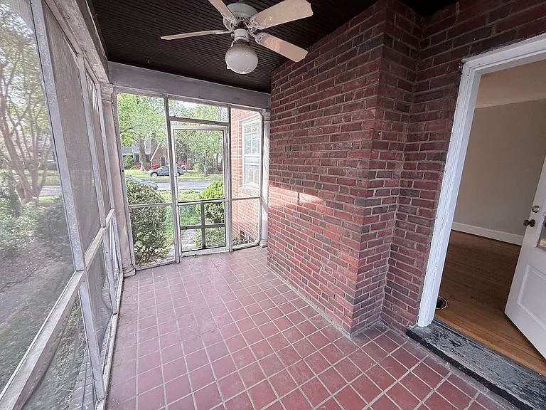 1724 Wilmington Ave — Photo 15