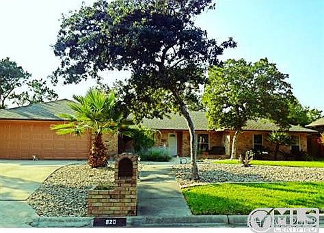 Gorgeous curb appeal