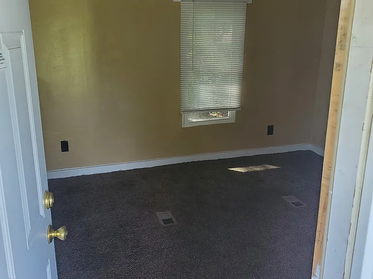 107 Chandler Ave #MANUFACTUR — Photo 28