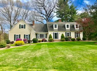 6 Wabanaki Way, Andover, MA 01810