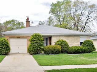 5022 Fargo Ave, Skokie, IL 60077