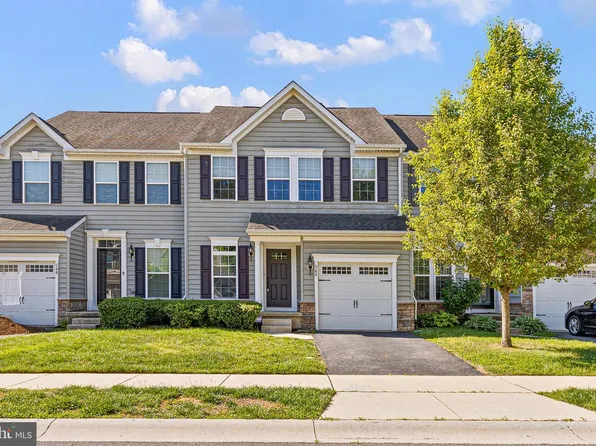 546 Canal Dr, Middletown, DE 19709
