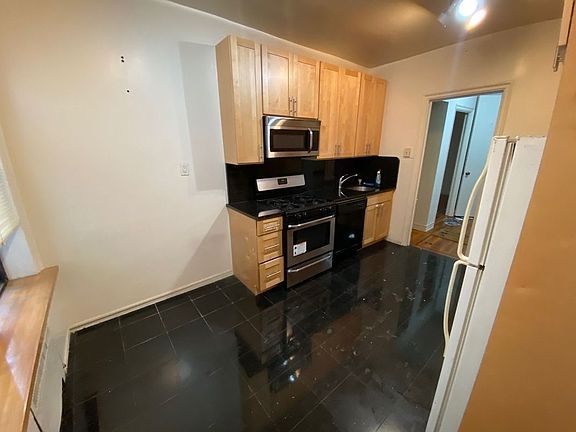 5th image of 41-00 43rd Ave #2H