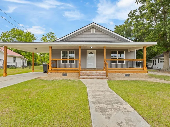115 Northside Ave., Mullins, SC 29574