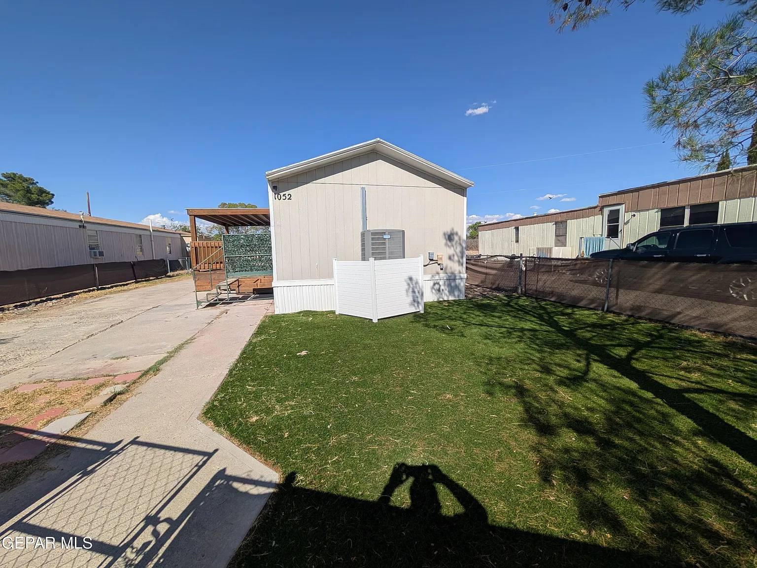 3 bed, 2.0 bath, 1120 sqft, $1,150 — Photo 3