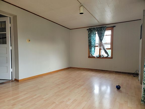 2nd image of 4934 N Menard Ave #2